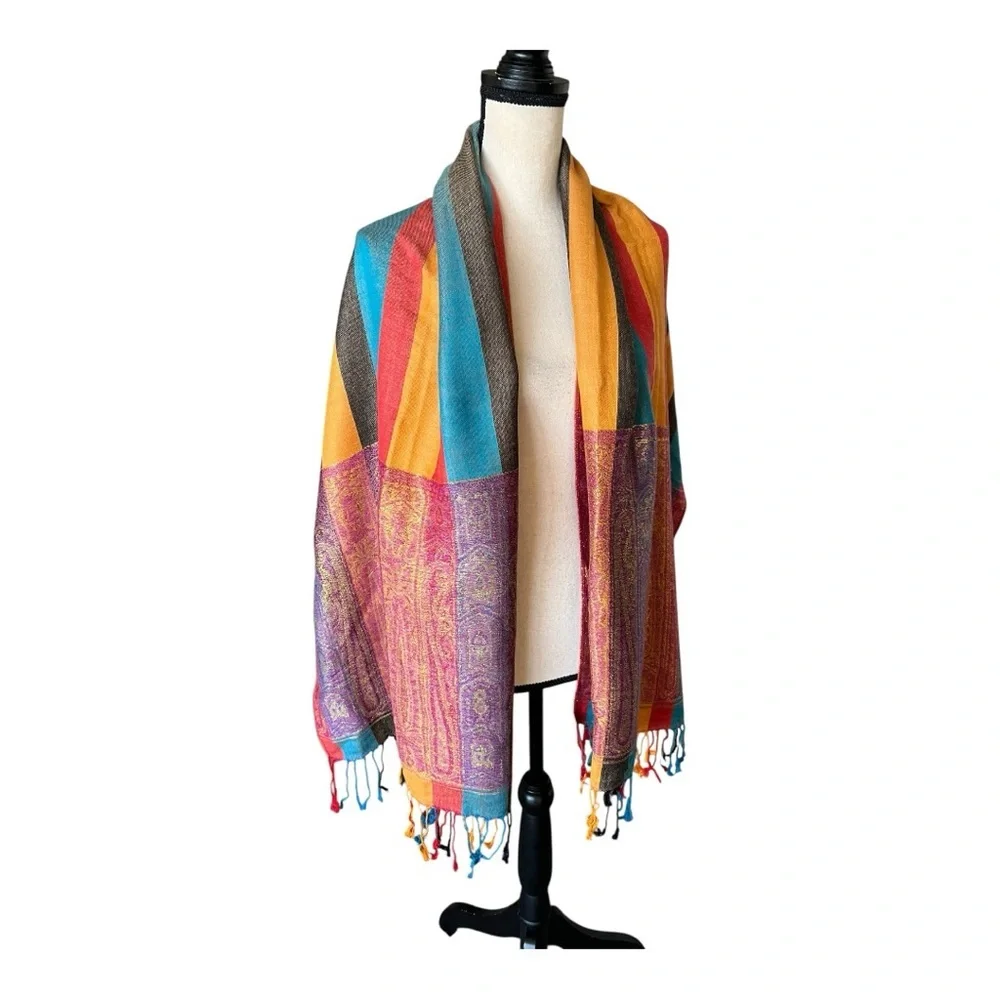 Women's Elegant Multicolor Reversible Paisley Infinity Shawl Scarf